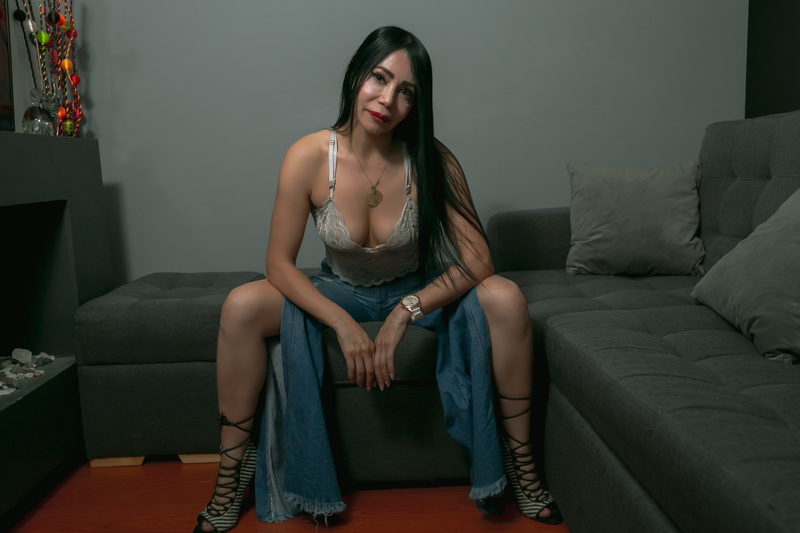 Live sex webcam photo for Helenhard #4082221