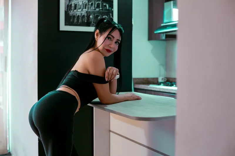 Live sex webcam photo for Helenhard #4082201