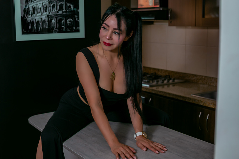 Live sex webcam photo for Helenhard #4082192