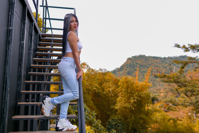 Live sex webcam photo for Helenhard #4082220