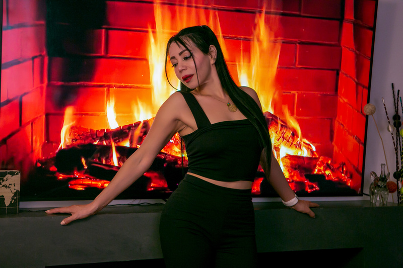 Live sex webcam photo for Helenhard #4082217