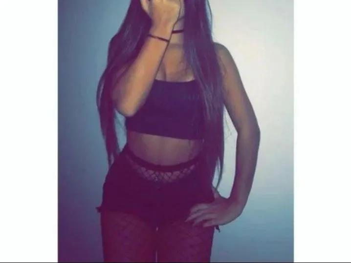 Live sex webcam photo for Lavanya233 #3330608