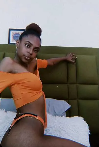 Live sex webcam photo for MIASPINSTER #3443444