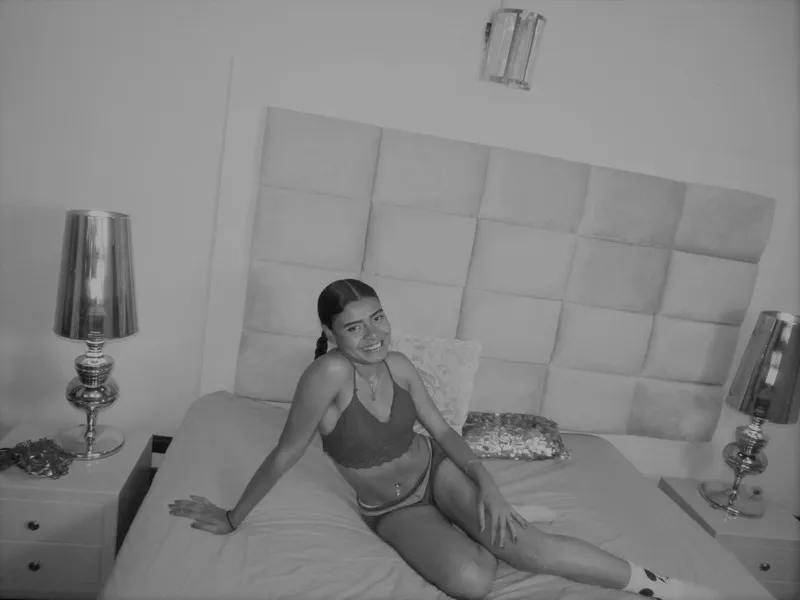 Live sex webcam photo for CamilaChase #3287443