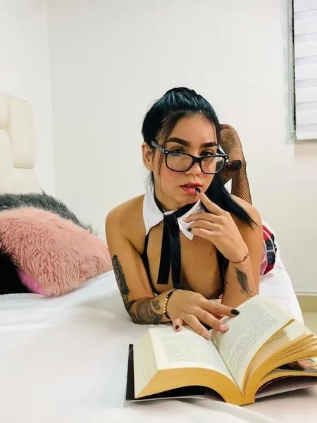 Live sex webcam photo for katychloee #3263213