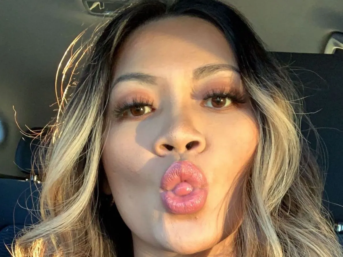 Live sex webcam photo for NayaIsla #3307658