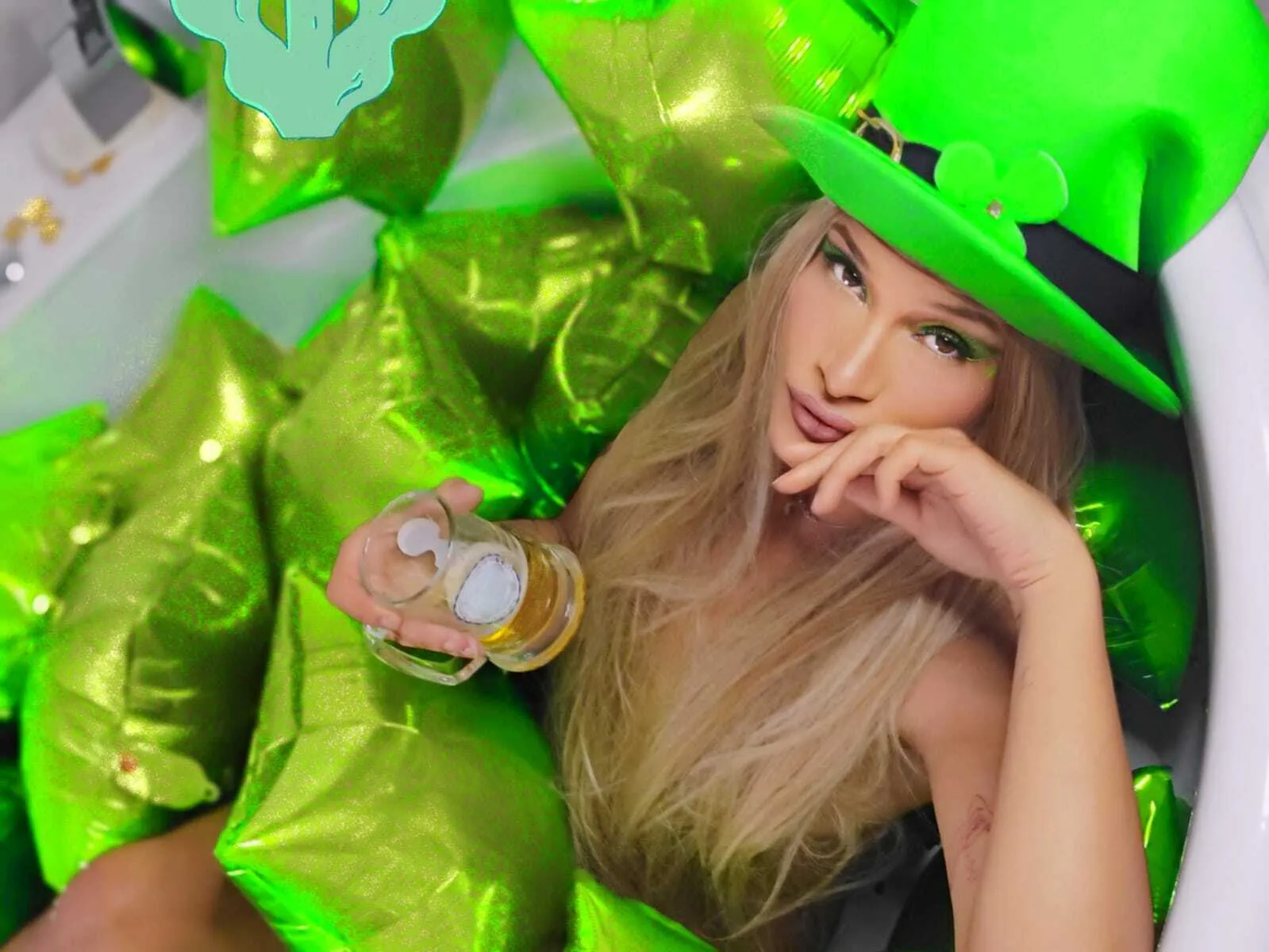 Live sex webcam photo for SummerWild #7193730