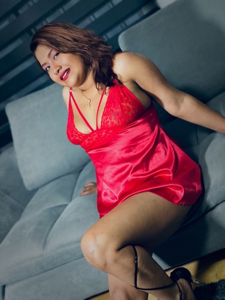 Live sex webcam photo for PlumBrown #3303605