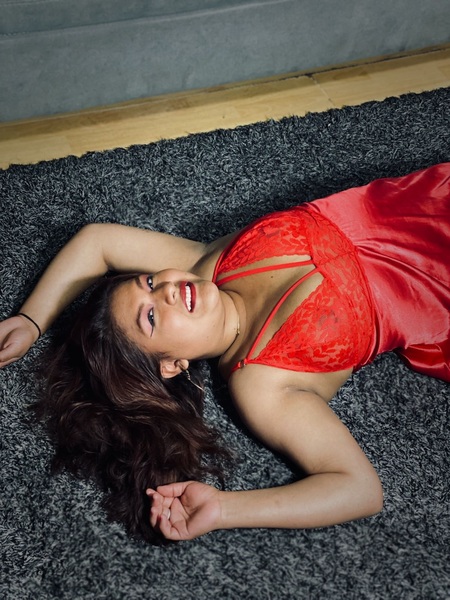 Live sex webcam photo for PlumBrown #3303620