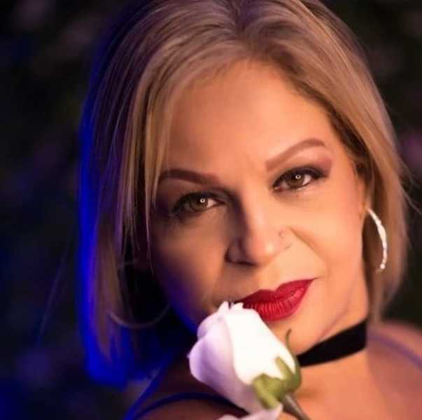 Live sex webcam photo for SarahMiilf #3266893