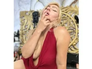 Live sex webcam photo for RoxanneMils #8099559