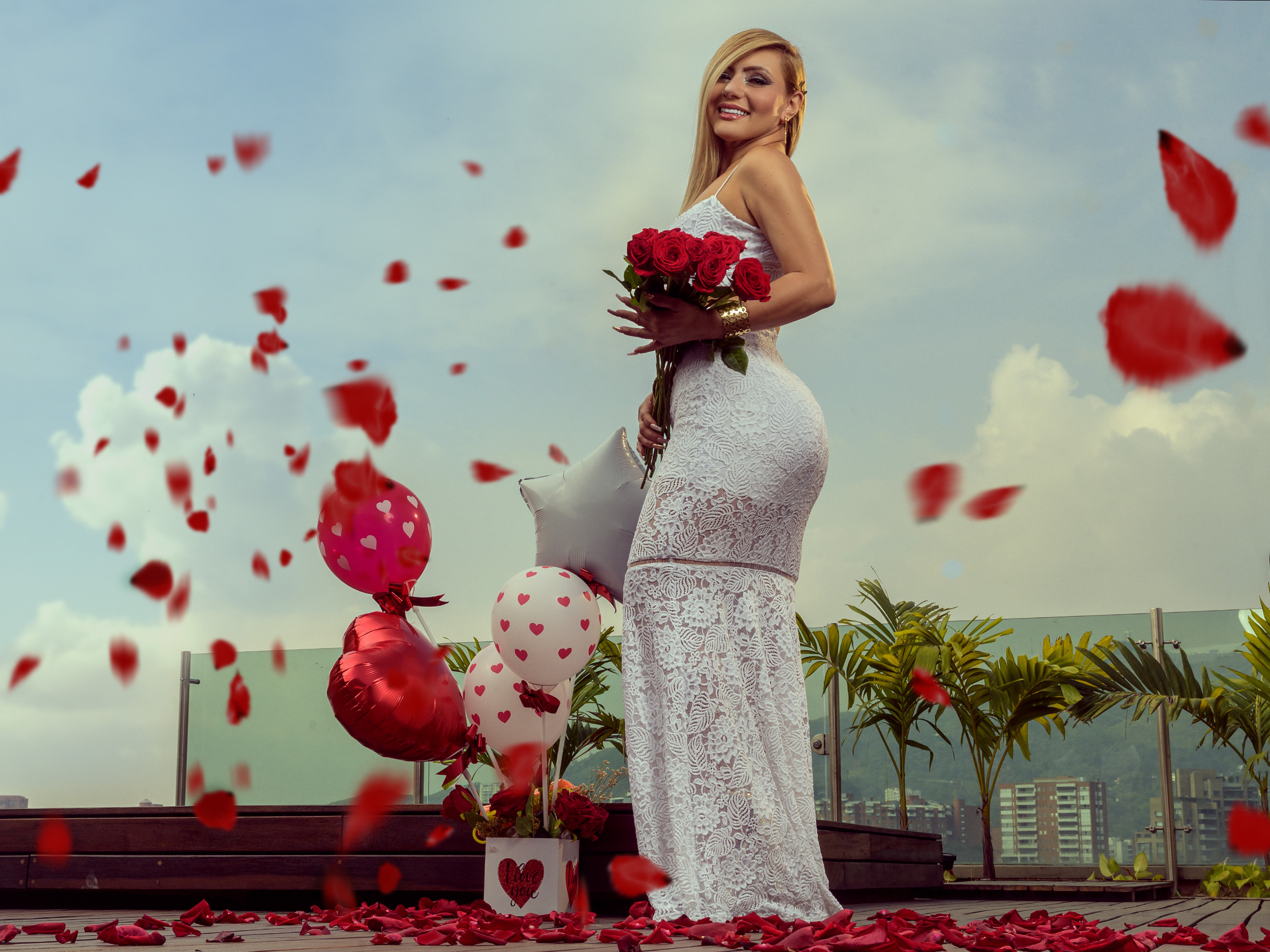 Live sex webcam photo for RoxanneMils #7301482