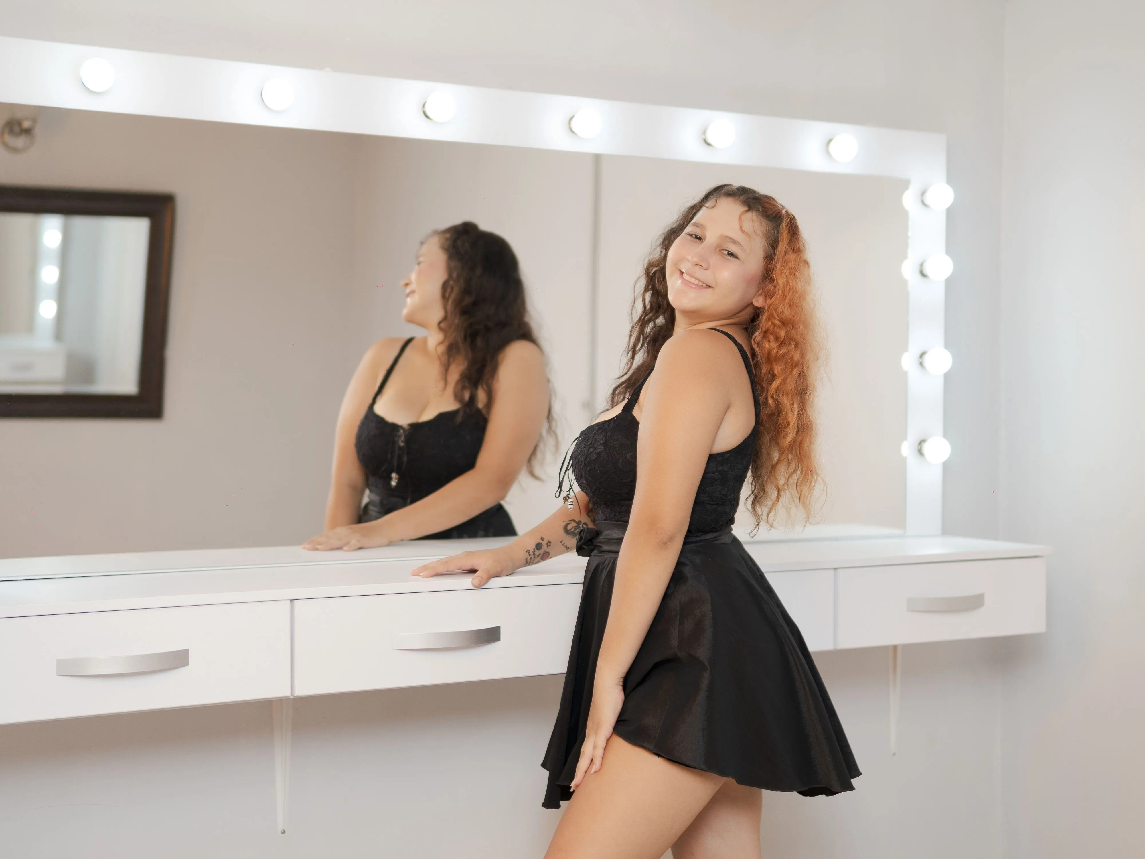 Live sex webcam photo for DorothySue #3276639