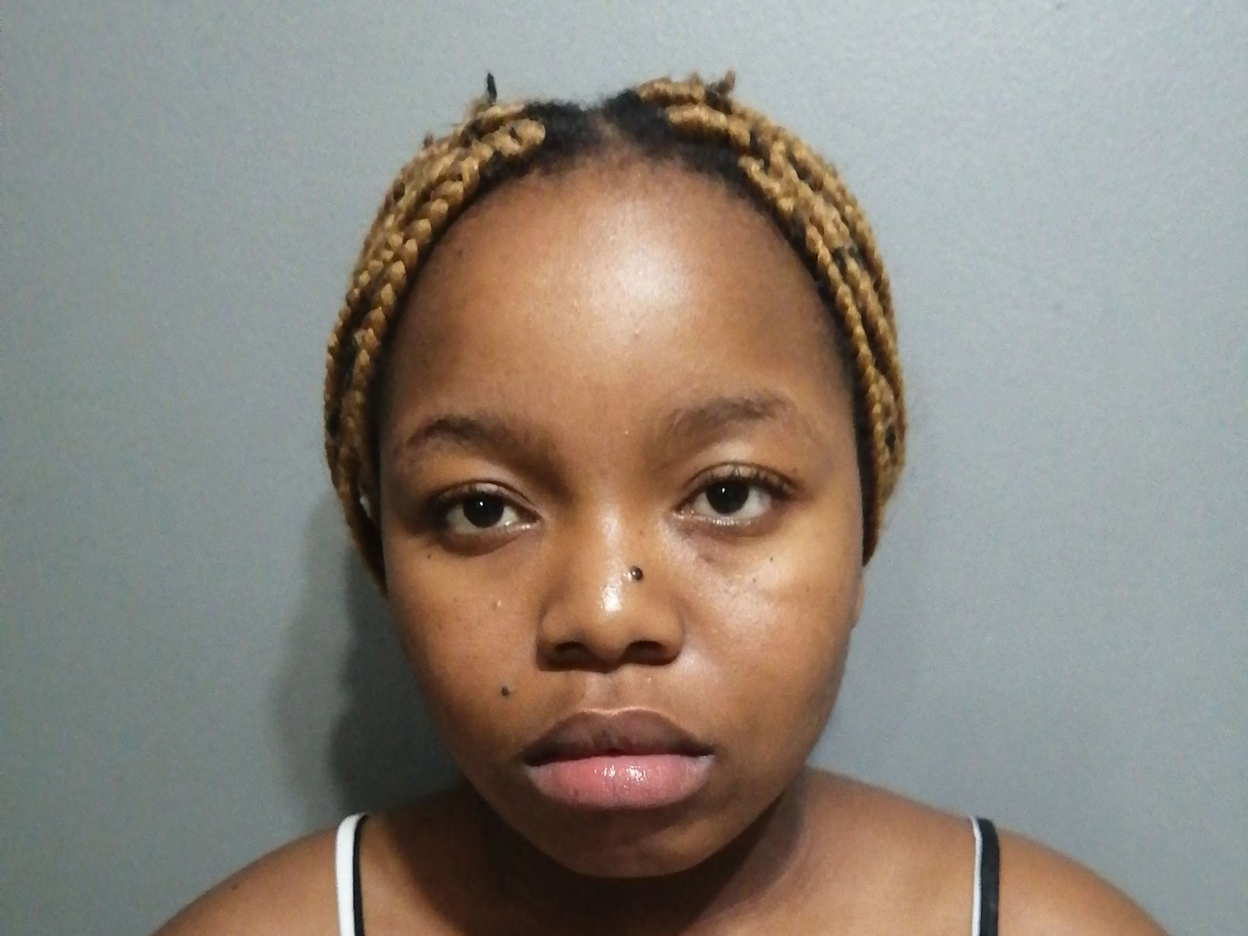 Live sex webcam photo for SassyBooty021 #3272029