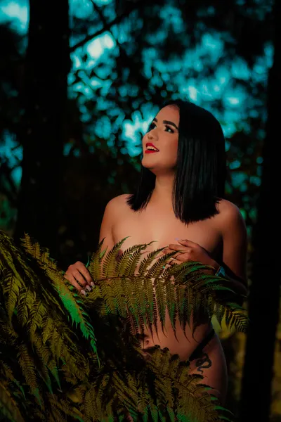 Live sex webcam photo for AnnyyFox #3300349