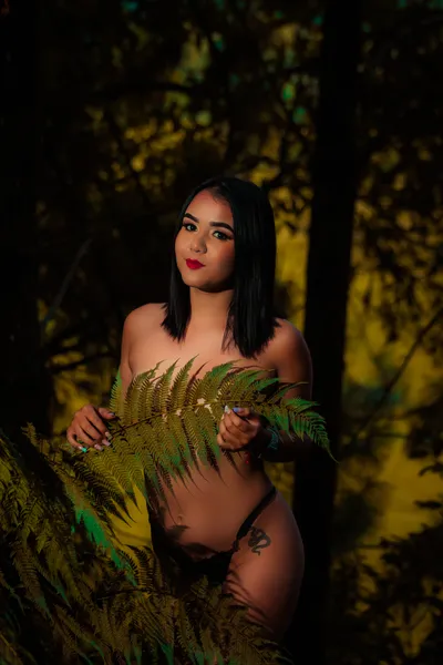 Live sex webcam photo for AnnyyFox #3300348