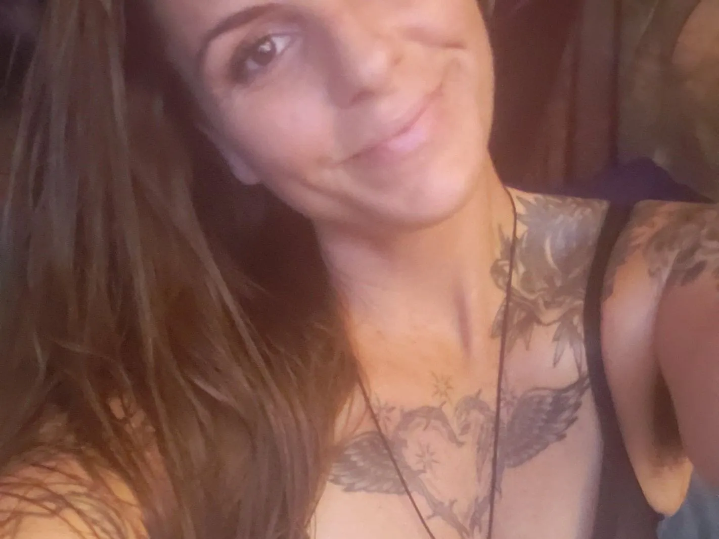 Live sex webcam photo for Ladyluvxo #5836014