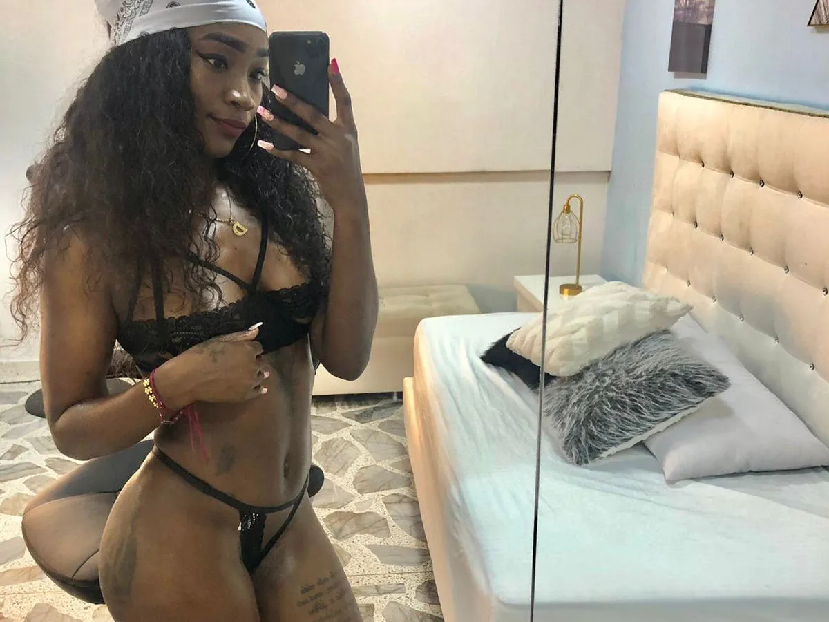 Live sex webcam photo for MarnieBrownn #3274206