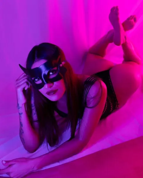 Live sex webcam photo for TrianaKhallo #5466797