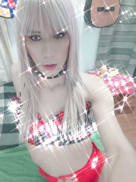 Live sex webcam photo for NICOLENICOLE138 #3322951