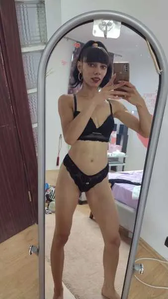 Live sex webcam photo for REBBE #3406292