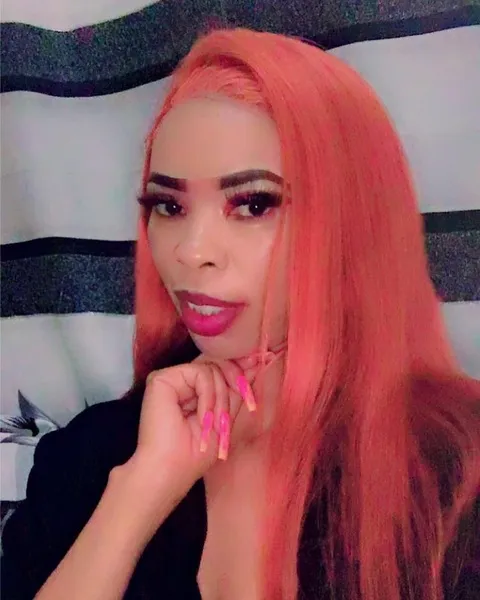 Live sex webcam photo for CurveSlender18 #3712929