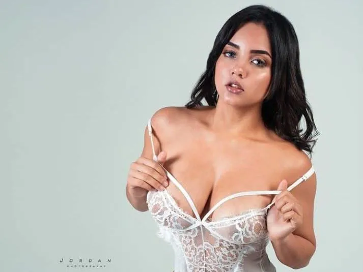 Live sex webcam photo for ValeryRiincon #3302847