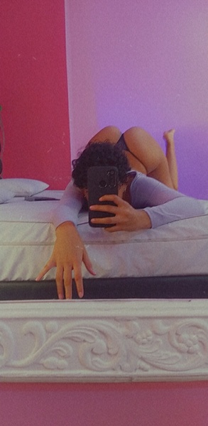 Live sex webcam photo for ErikaOchoa #3310598