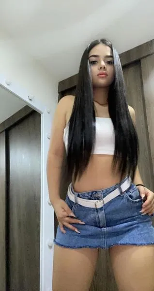 Live sex webcam photo for JaacobandBella #3510748
