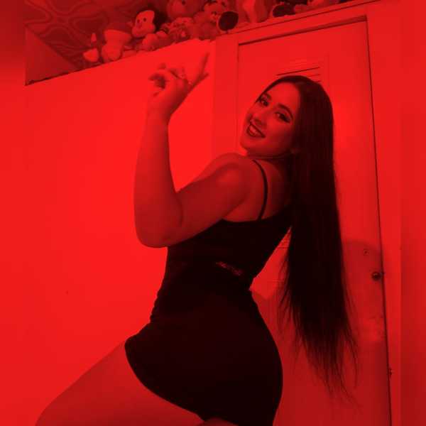 Live sex webcam photo for AshleyyWright #3277416