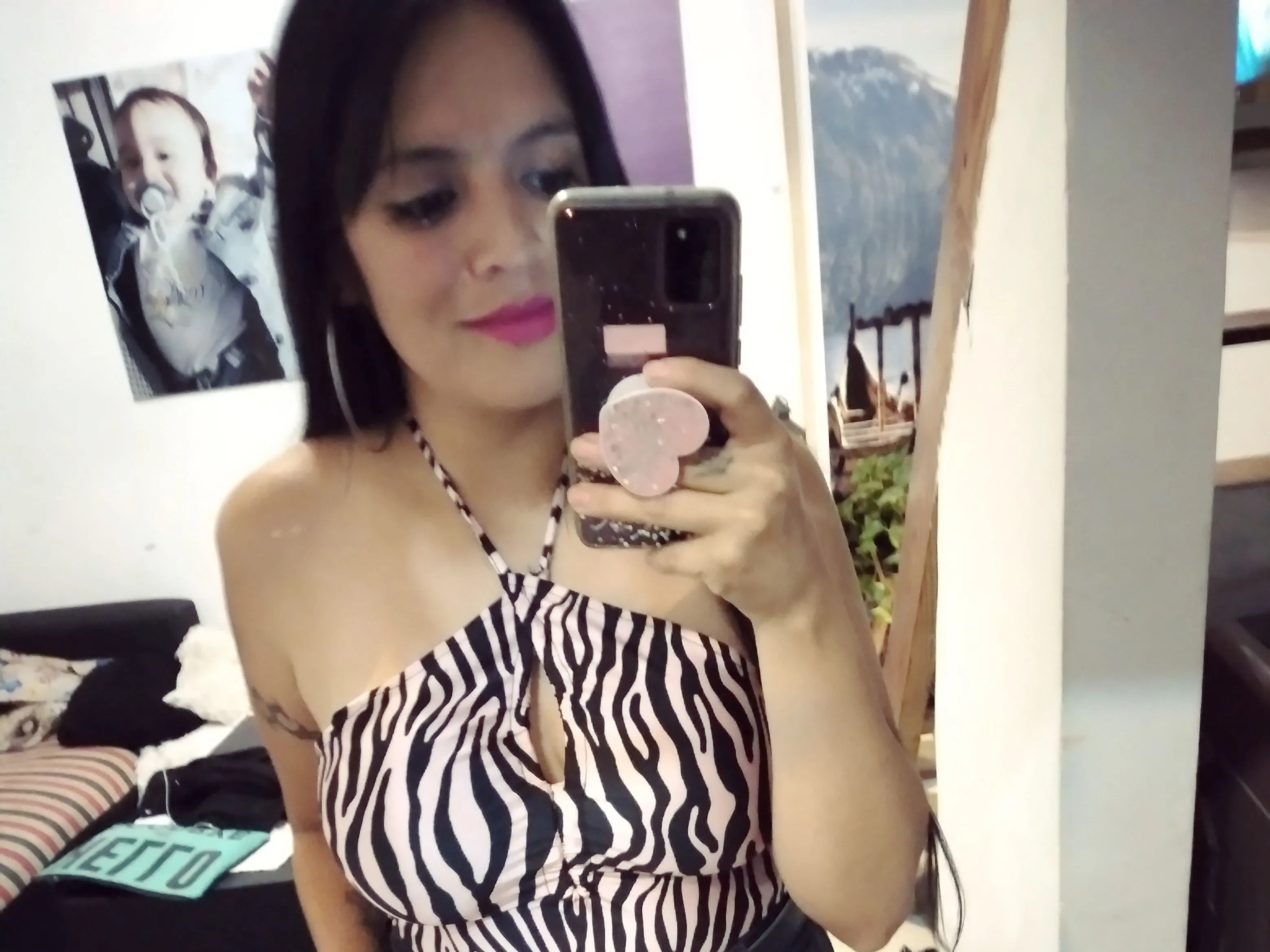 Live sex webcam photo for IzzyDave #3281088