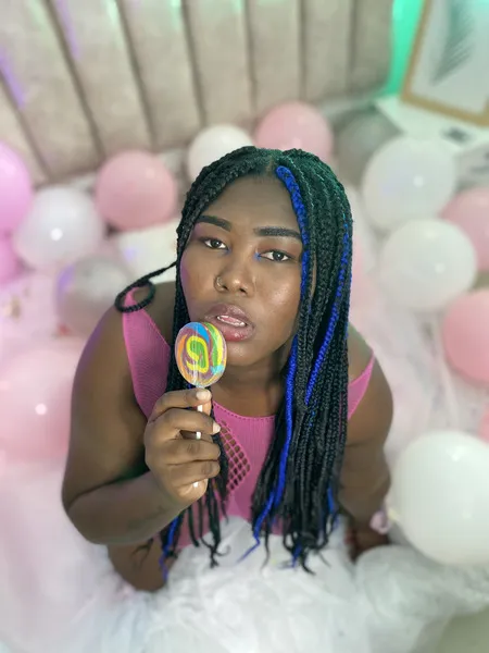 Live sex webcam photo for EvaChechick #3474904