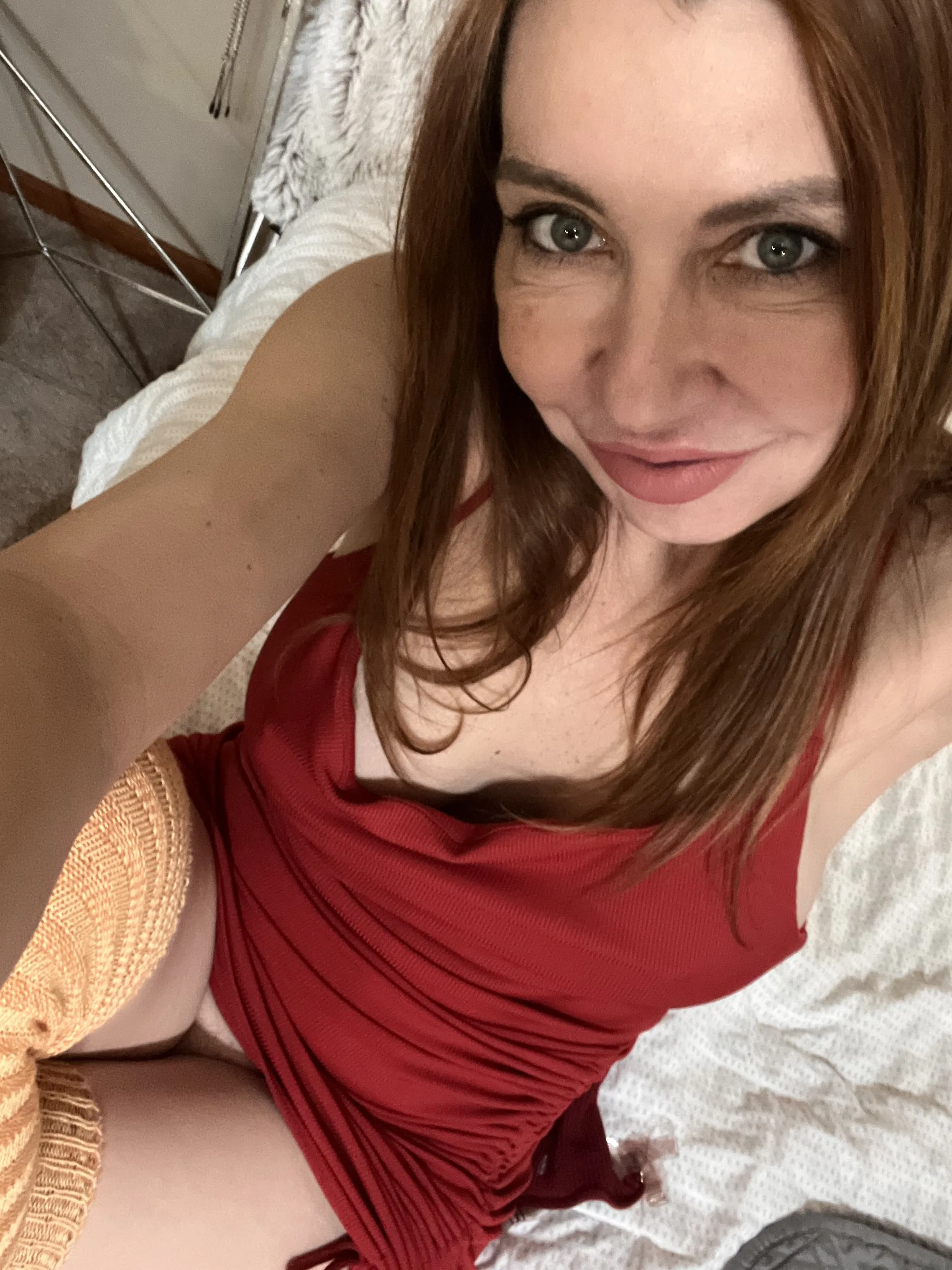 Live sex webcam photo for DirtyDaisyLou #8579937