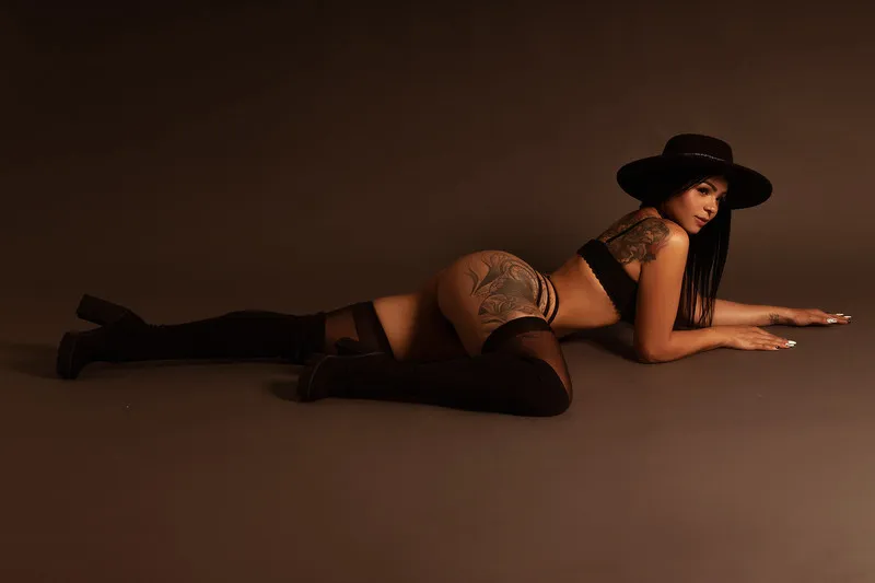 Live sex webcam photo for SophiaCarsonn #3317253