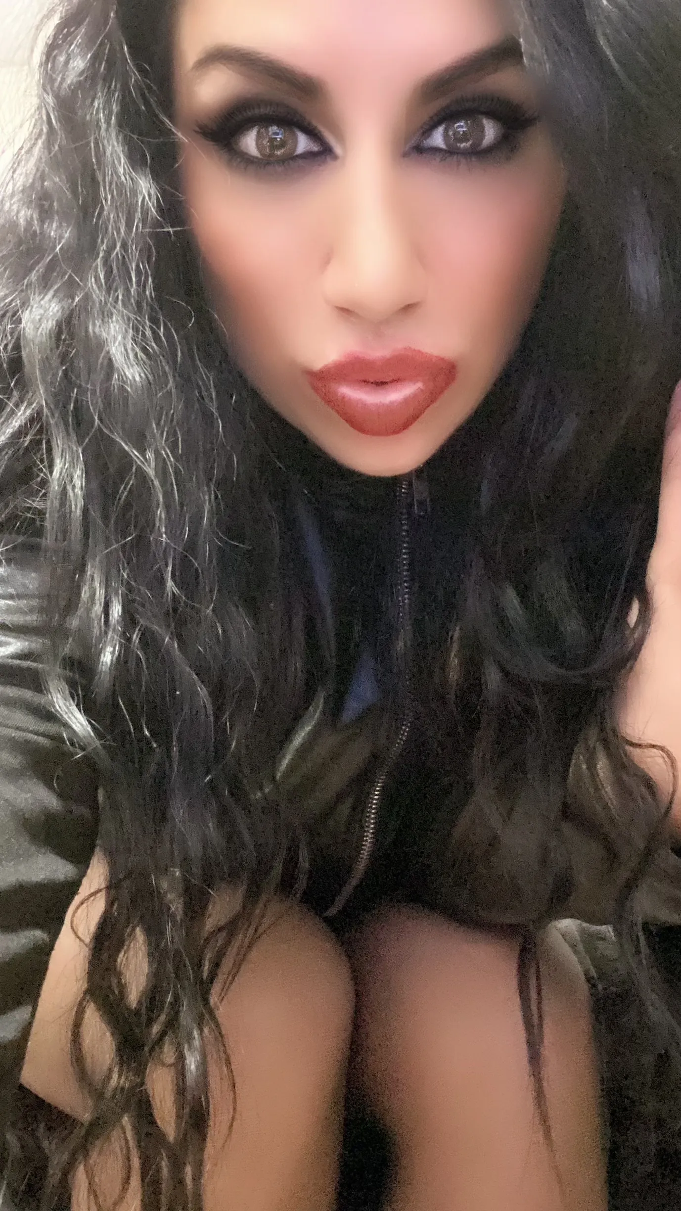 Live sex webcam photo for MissGabriella #6200736