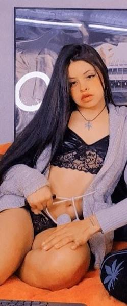 Live sex webcam photo for HilaryAshton #3278274