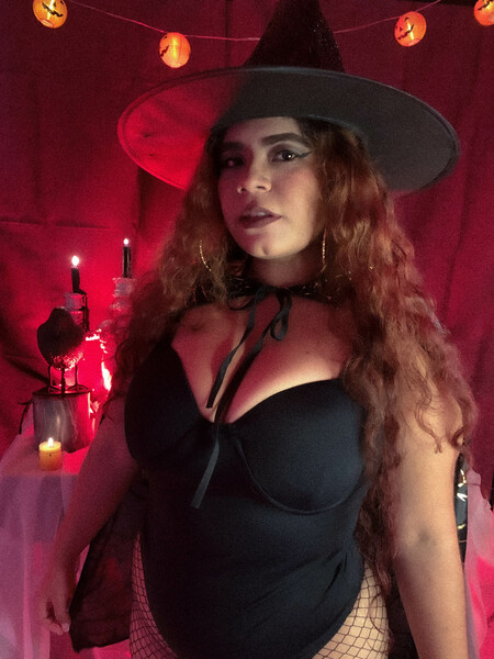 Live sex webcam photo for SoolAangel #5905739