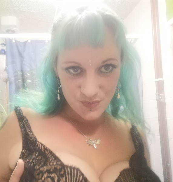 Live sex webcam photo for CrystalDowell #3346158