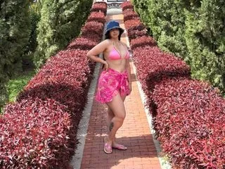 Live sex webcam photo for AliceeSiimpson #8371572