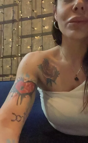 Live sex webcam photo for MissAthenaInk #3336572