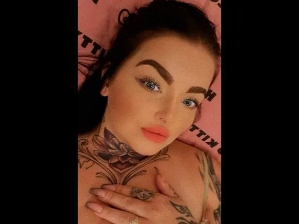 Live sex webcam photo for AngelikaPerroza #3543885