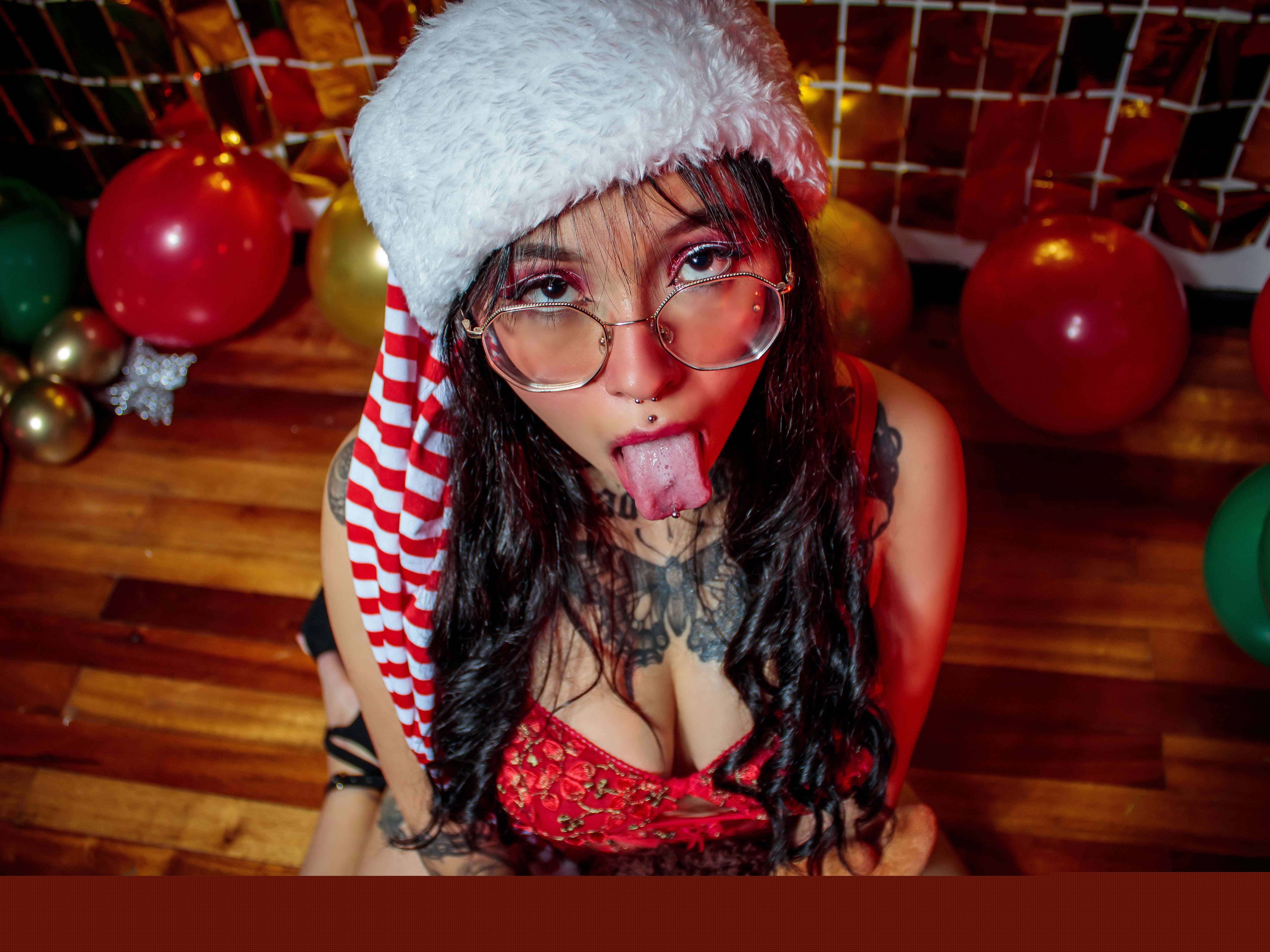 Live sex webcam photo for CleoWoods #3782074