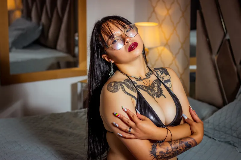 Live sex webcam photo for CleoWoods #3292994