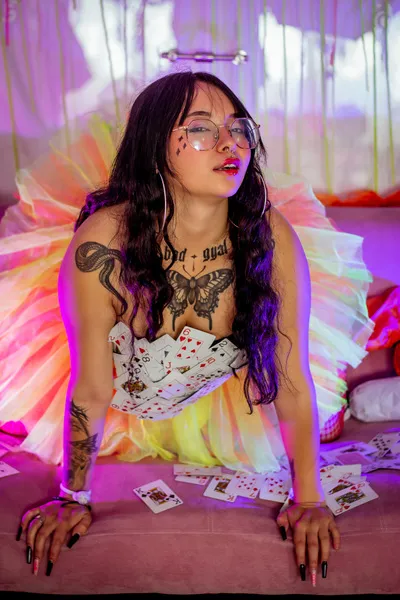 Live sex webcam photo for CleoWoods #3649943