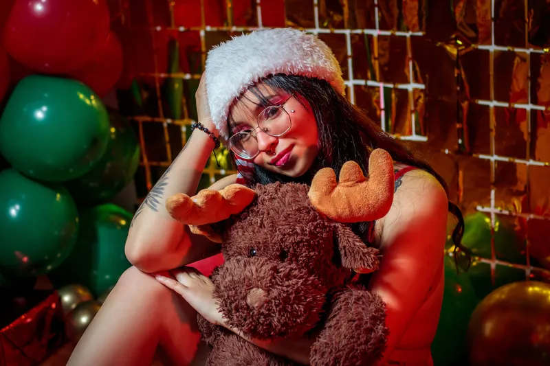 Live sex webcam photo for CleoWoods #3777511