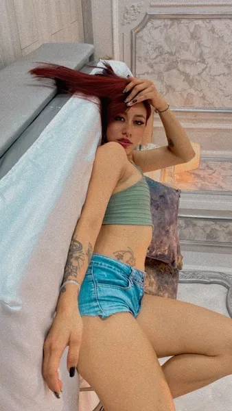 Live sex webcam photo for AlisonBonnet #6178449