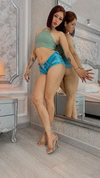 Live sex webcam photo for AlisonBonnet #6178447