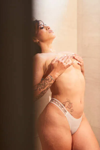 Live sex webcam photo for AlisonBonnet #6178501