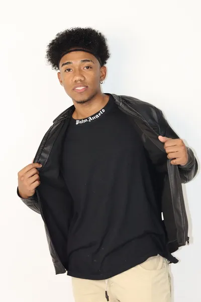 Live sex webcam photo for ManoloandSophie #3284100