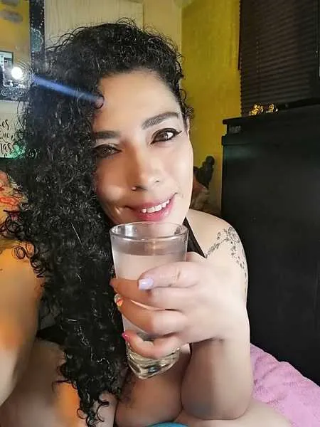 Live sex webcam photo for Clauxywet #7799297